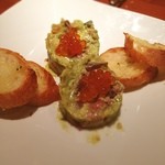 洋食 泉 - 蛍烏賊とアボガドのタルタル仕立て、ガーリックトースト添え☻