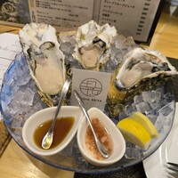 四ツ橋・新町 牡蠣と肉たらしビストロAKIRA - 