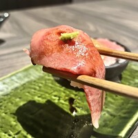 近江うし焼肉 にくTATSU 日本橋室町店 - 