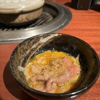 よろにく - ザブトンはすき焼きで。卵　トリュフ