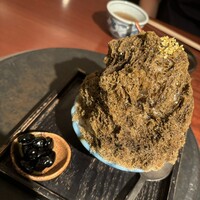 よろにく - ほうじ茶かき氷