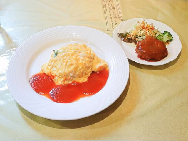 オムオム - 坂出/オムライス | 食べログ