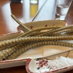 あつた蓬莱軒 本店 - 骨せんべい