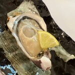 日本酒と牡蠣 モロツヨシ - 