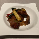 中国飯店 富麗華 - 豚肉と茄子、ピーマン炒め