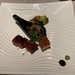 中国飯店 富麗華 - 前菜　茄子と桜エビの和物、ピータン豆腐と胡麻ソース、チャーシュー