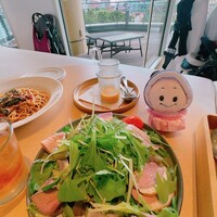 24/7 restaurant - 