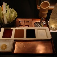 六波羅 - お通し（キャベツのお代わり無料）