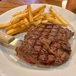 Lone Star Steakhouse & Saloon - 
