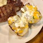 Lone Star Steakhouse & Saloon - 