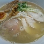 魚介×鶏白湯ラーメン