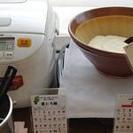 ベイクオーレ - 麦とろ飯