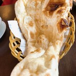 インド料理専門店 マサラ・マスター - ナン