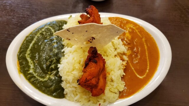 INDHIAN RESTAURANT SURAJ Oosakashiaebnoku Nishitanabe Ten