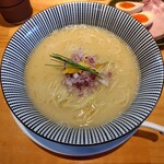 麺家 たけ田 - 真鯛、平目、鯵、イサキの焼き出汁で造る濃厚塩そば