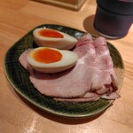 麺家 たけ田 - チャーシューと味玉