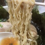 手打ち 蓮 - 手打ち極太平打縮れ麺