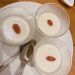 石庫門 - 杏仁豆腐