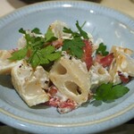 カジュアル割烹 かしん - れんこんの和え物