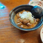 紅葉屋 - もう酒のあて頼んでる(笑)