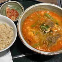 にくずき - ユッケジャンスープ