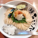 中華そば ひらこ屋 - 「わさ辛」の麺の盛り付け♬