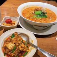 四川料理 龍の子 - 