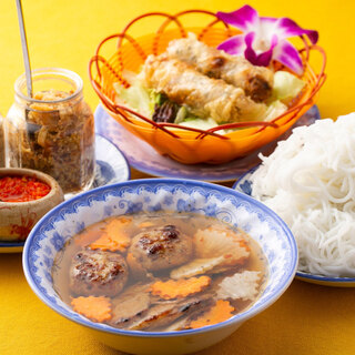 ベトナム酒場 ビアホイ_2