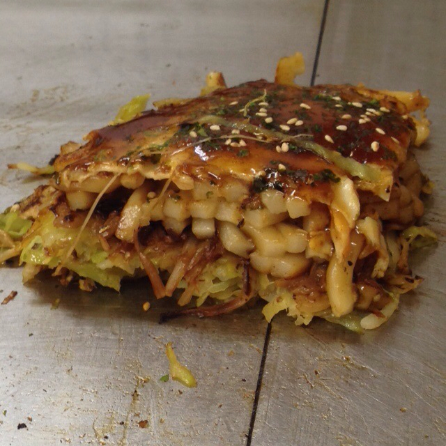 うどん入りの広島風お好み焼き By 鉄道王 ひろしま本店 ひろしまほんてん 金山 お好み焼き 食べログ うどん入りの広島風お好み焼き By 鉄道王 ひろしま本店 ひろしまほんてん 金山 お好み焼き 食べログ