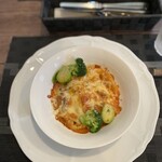 ビストロ カフェショコラ - 白身魚とペンネのチーズ焼き