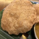 印度料理シタール - プーリー(揚げパン)