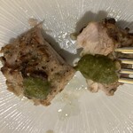 印度料理シタール - グリーンチリソースを付けて