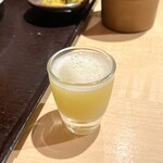 とんかつ よしだ - パイナップルジュース