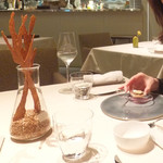 ３）お馴染みの木の形のグリッシーニ。