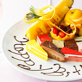 大切な方の笑顔のために♪デザートプレートをサービスいたします