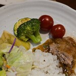 キッチン ブルー グローブ - いつも最後に野菜をいただきます