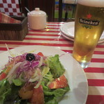 アセナ - サラダとビール