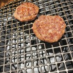 和牛とタン 焼肉 とみ - 