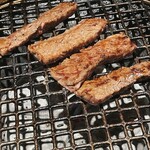 和牛とタン 焼肉 とみ - 