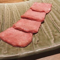 和牛とタン 焼肉 とみ 新橋本店 - 