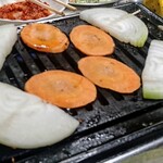 焼肉ジンギスカン つるや - 