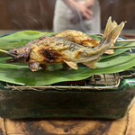 赤坂 菊乃井 - 昼懐石１５７３０円。鮎塩焼き。こちらの小ぶりな鮎を凄く気に入っています。