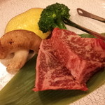 割烹旅館 湯の花荘 - とちぎ牛ステーキ