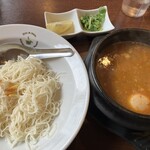 Zuu&Hein Myanmar Tea House - 