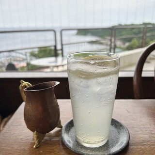 ティールーム 赤いやね_0