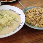 Kyuuryuu - ラーメン炒飯セット750円なり〜(^-^)