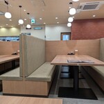 和牛しゃぶしゃぶ･ステーキ 喜楽 - 座席