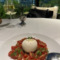 BEEF STEAK CLUB KIYO GINZA - フレッシュチーズのカプレーゼ