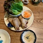 すずめ食堂＆バル - 手作りベトナム風揚げ春巻き（1,000円）