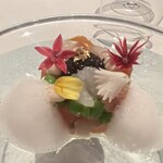 AZUR et MASA UEKI - 華やいだ微笑み　昆布出汁の泡に隠れた時不知と縞鯵